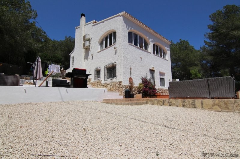 Lovingly refurbished property in quiet.. - 2