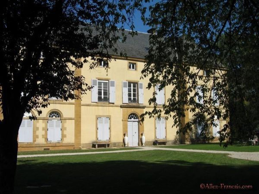 Near Martel (46) - Impressive 3 bedroom ground floor apartment.. - 3