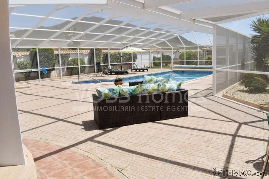 NEW & EXCLUSIVE TO VOSS HOMES - A LUXURY 4 bed, 2 bath.. - 4