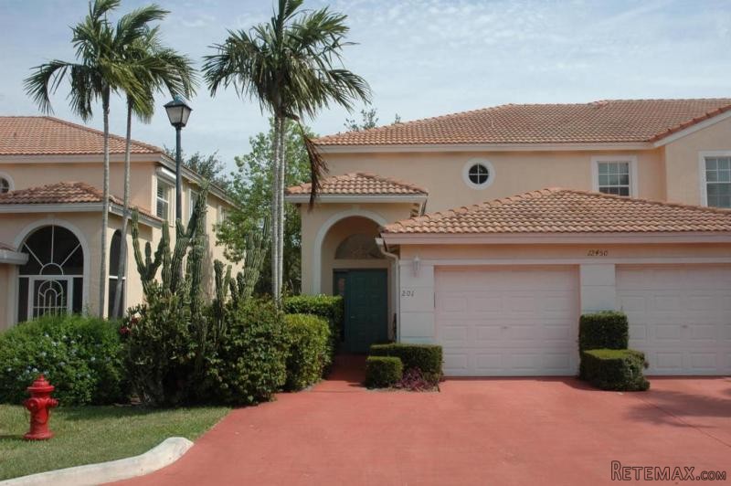12450 Crystal Pointe Dr #201, Boynton..