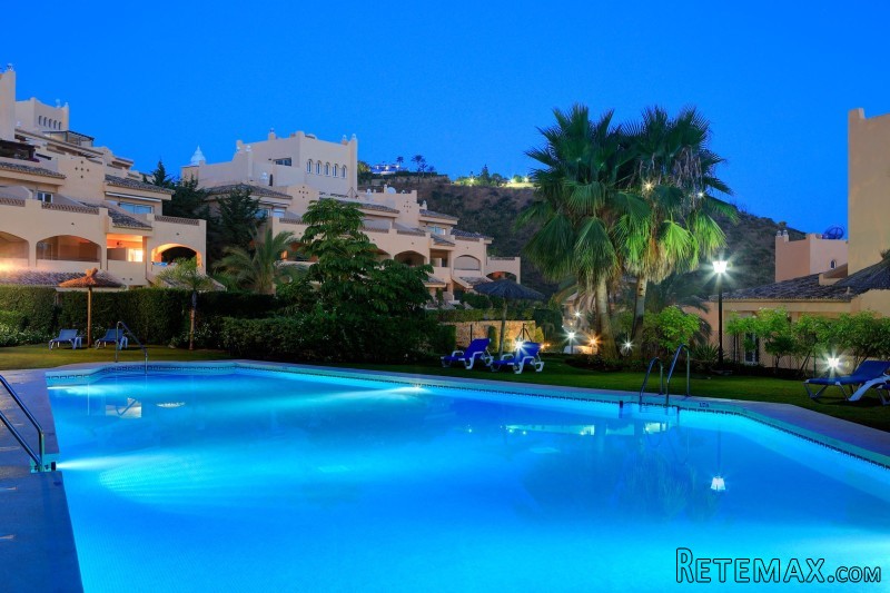 2 bedroom property near Marbella Back..