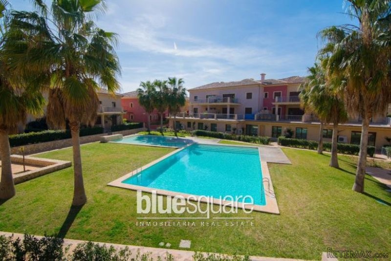 3-Bedroom Apartment with an indoor and..