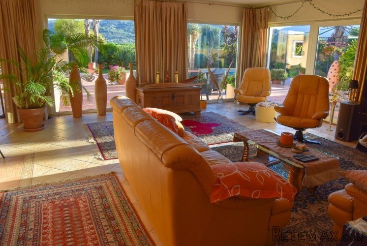 Modern Ibiza style home for sale in a plot of 13.225 m2.. - 8
