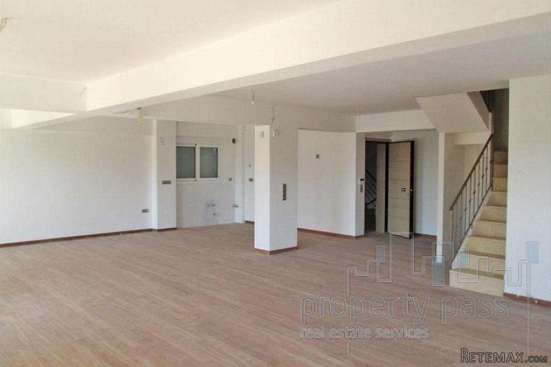 3 bedroom PentHouse For Sale: Voula..
