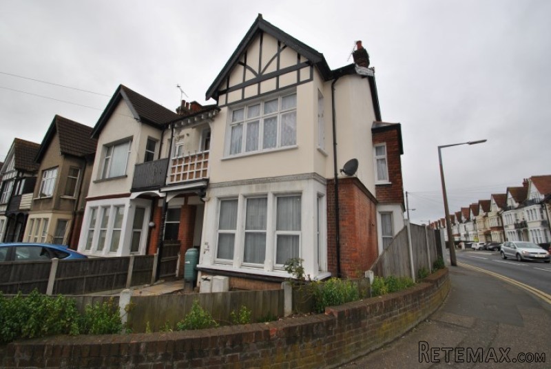Valkyrie Road, Westcliff on Sea, SS0 8BY