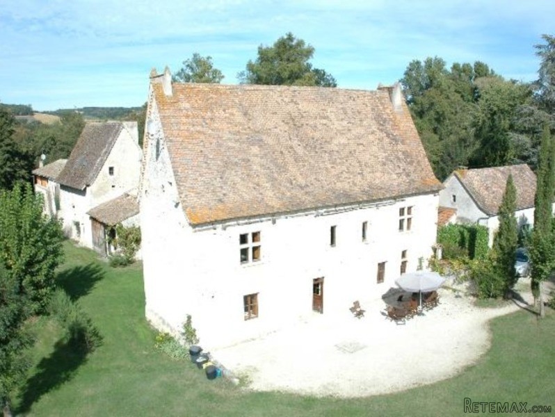 Hamlet For Sale