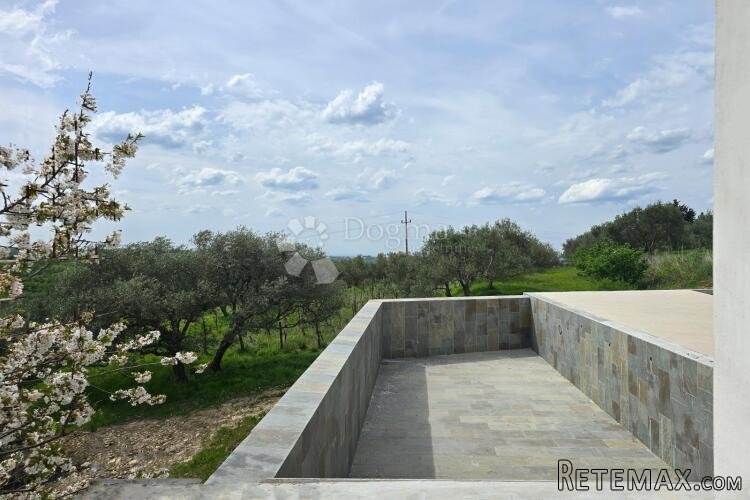 Istarska vila s panoramskim otvorenim pogledom prema moru