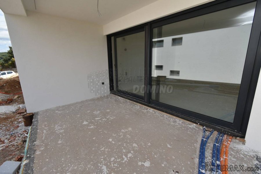 Novogradnja, Punat - apartman s okućnicom i bazenom! - 6