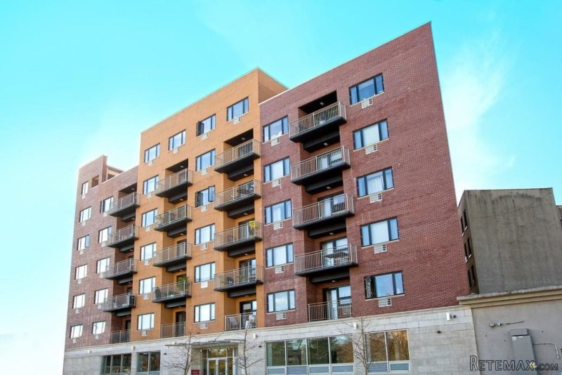 Condo - New York State - For Sale - 2