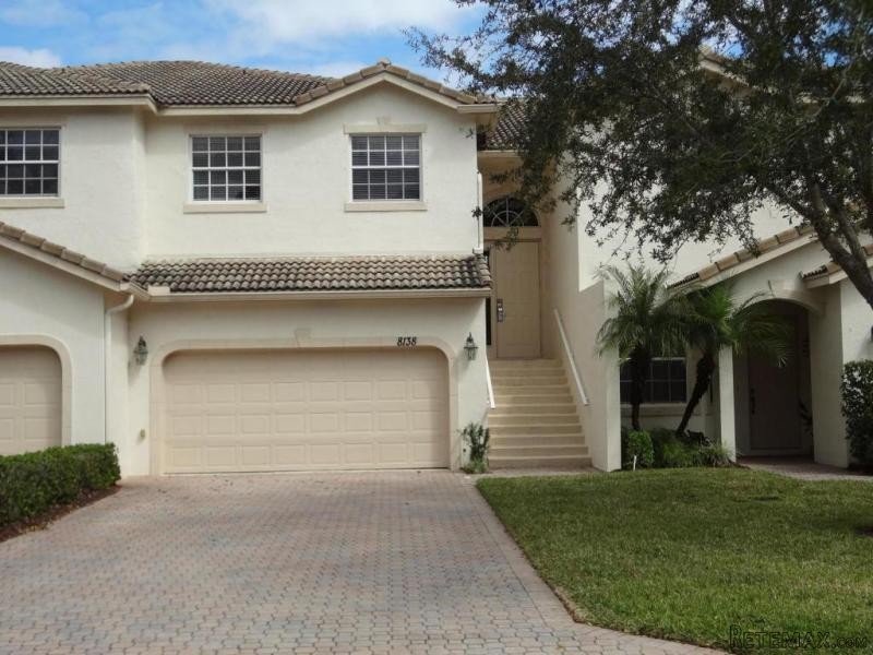 8138 Carnoustie Pl, Port Saint Lucie..