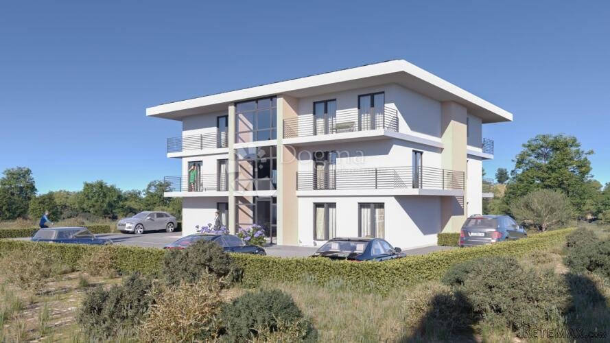 KAŠTEL, STAN SA VRTOM, NOVOGRADNJA - 3