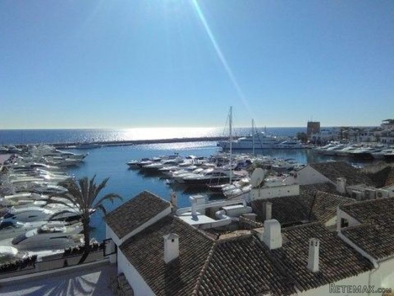 4 Bedrooms - Apartment - Malaga - For..