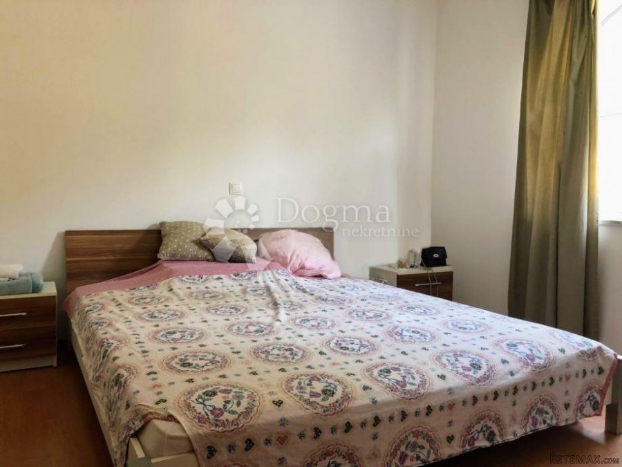 KRK - BAŠKA - VILA S VELIKIM STANOM I DVA APARTMANA - 4