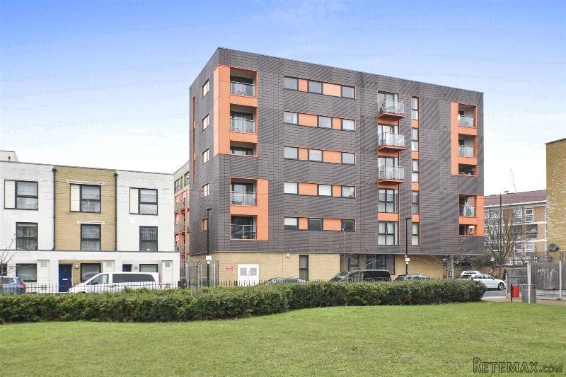 Property - London - For Sale