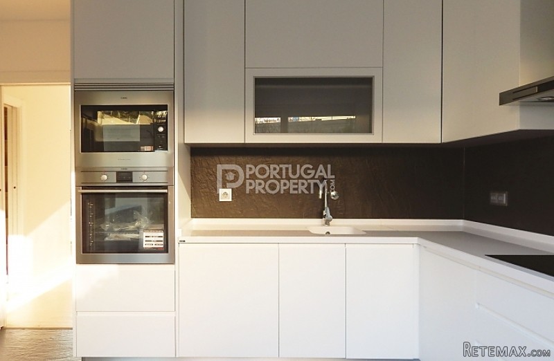 Modern New Apartment in Estoril - 2