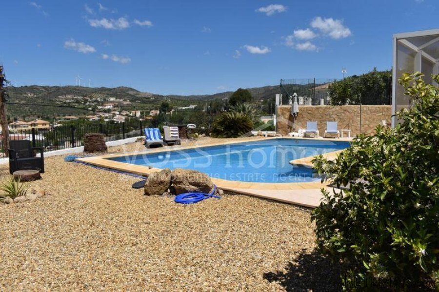 NEW & EXCLUSIVE TO VOSS HOMES - A beautifully presented &.. - 6
