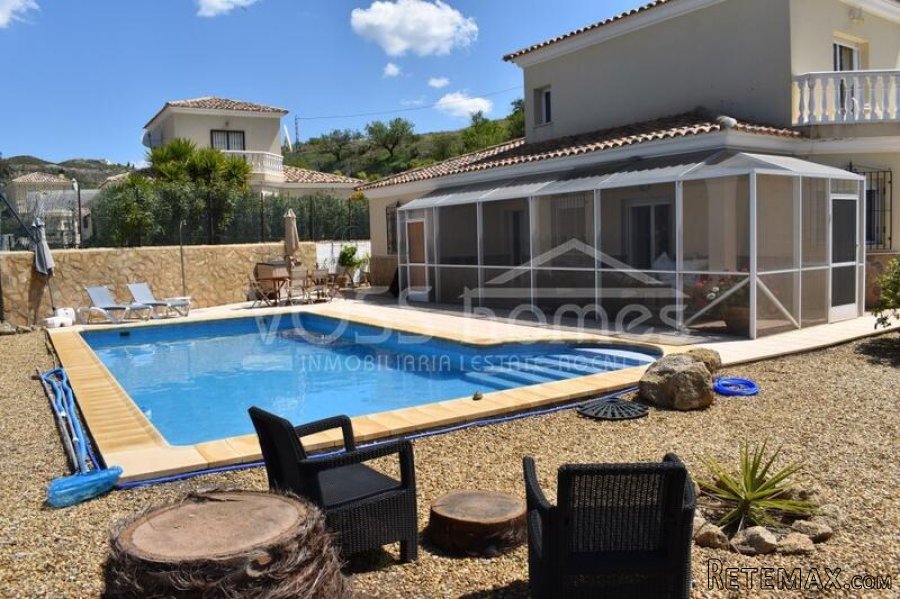 NEW & EXCLUSIVE TO VOSS HOMES - A beautifully presented &.. - 7