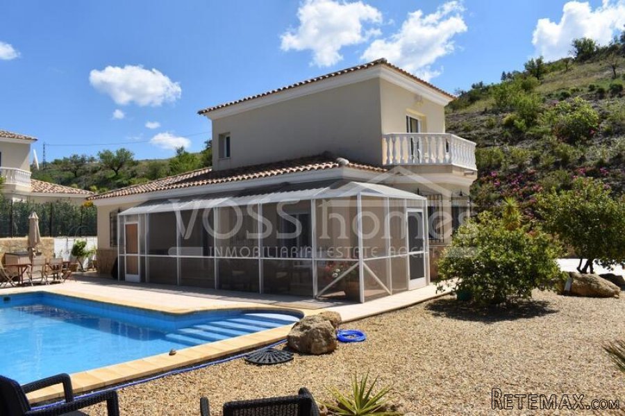 NEW & EXCLUSIVE TO VOSS HOMES - A beautifully presented &.. - 8