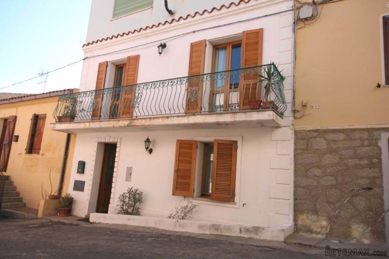 Home for sale in Santa Teresa Gallura -..