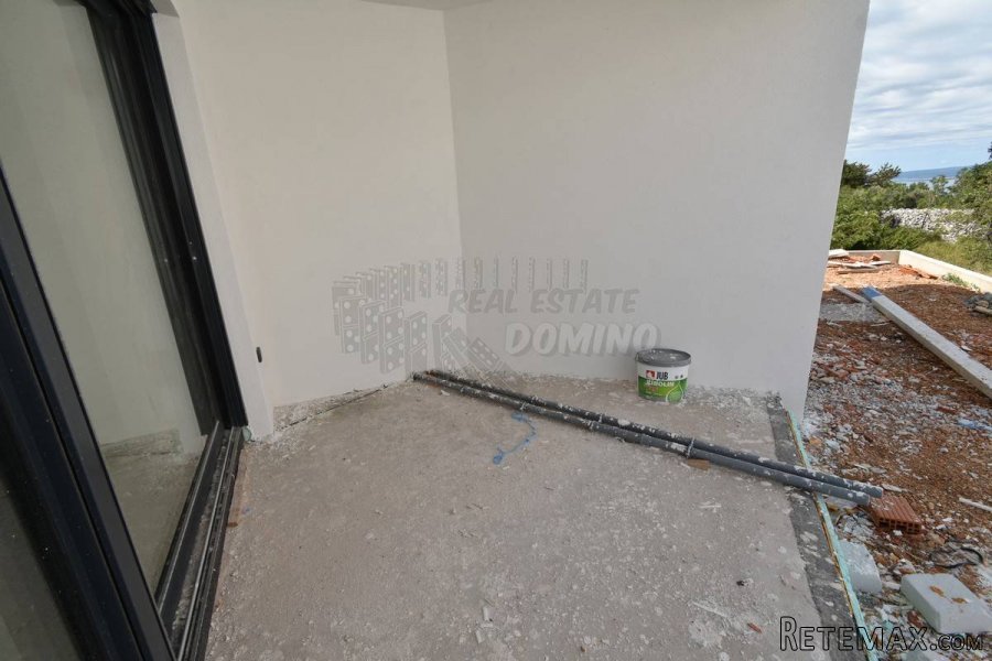Novogradnja, Punat - apartman s okućnicom i bazenom! - 9