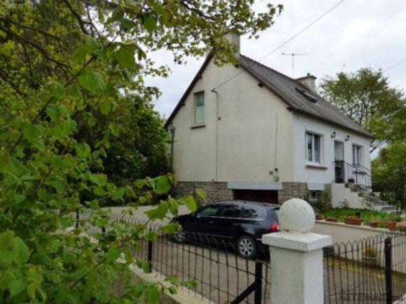Quality Detached House with Nice Garden
