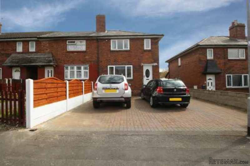 2 bedroom, End Of Terrace House house..