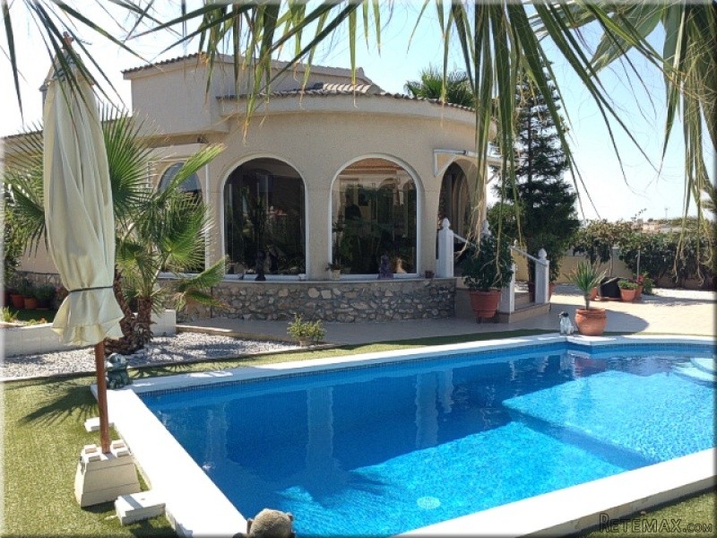 La Marina 3 Beds 2 Baths villa