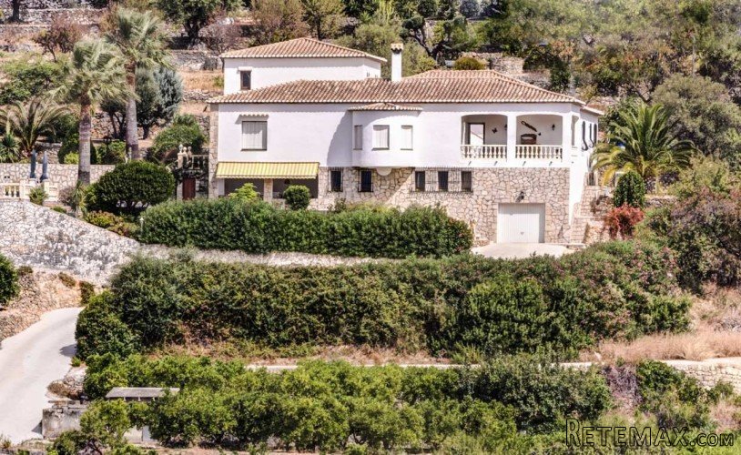 Impressive finca for sale on 3 levels in Orba, Alicante.. - 4