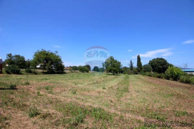 Građevinsko zemljište na mirnoj lokaciji - 5