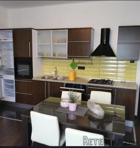 Belveder-adaptiran,2s+db,62.53m2,balkon odmah useljiv