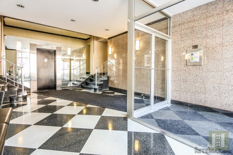 2 bedroom Apartment For Sale: 620 WEST..