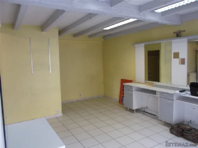 2 Bedroom Property For Sale - 2
