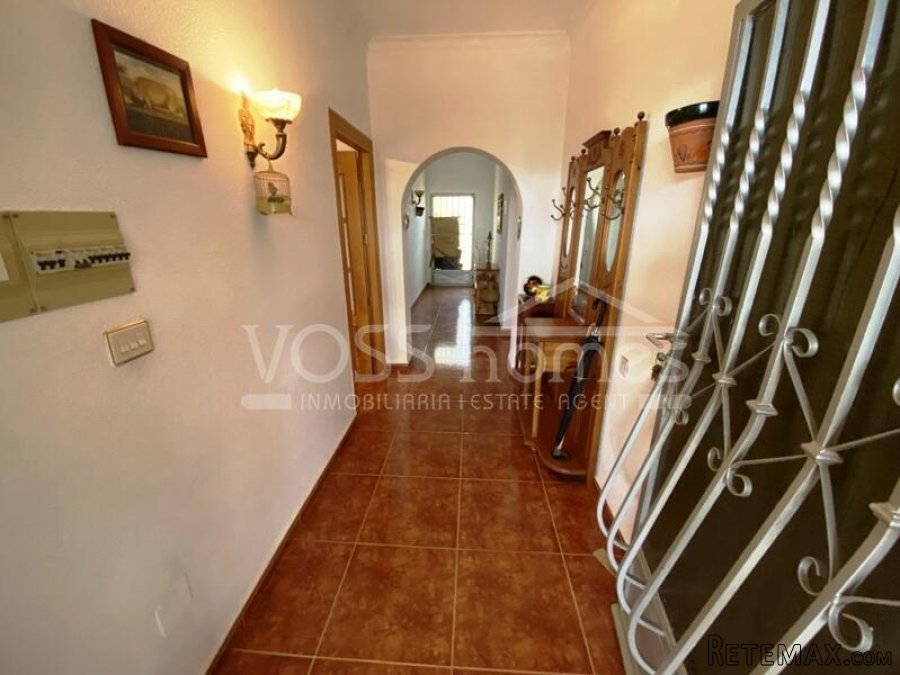 NEW EXCLUSIVE LISTING TO VOSS HOMES - A large 3 bedroom.. - 11