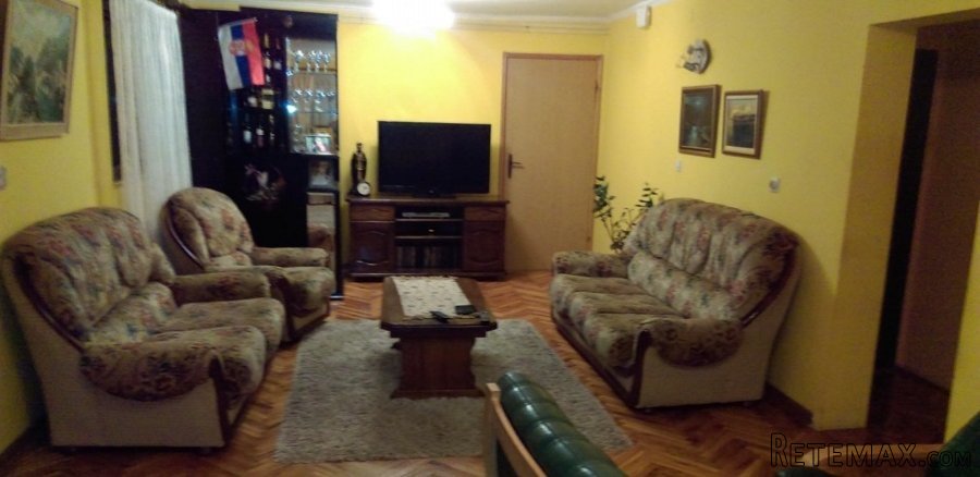 Prodajem stambenu kucu sa pos.prostorom 15km od Zlatibora - 11
