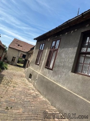 Prodaja kuce sa velikim mogucnostima i pogodnoj ceni