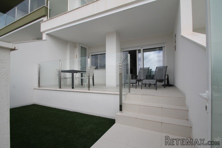 Superb new apartment with sea view is a few meters from the.. - 2