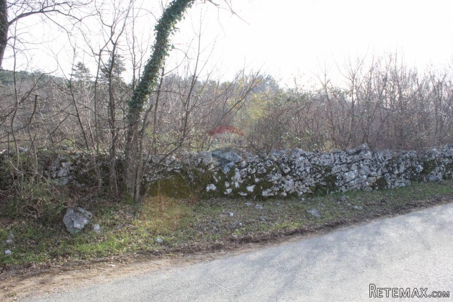 GROBNIK - građevinski teren 3504 m2 - 3