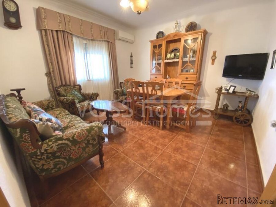 NEW EXCLUSIVE LISTING TO VOSS HOMES - A large 3 bedroom.. - 13