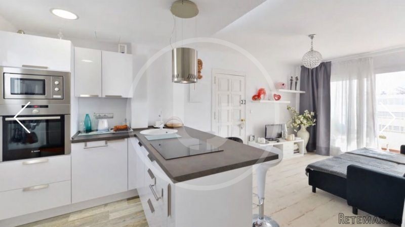 White and Clean 2 bedroom apartment