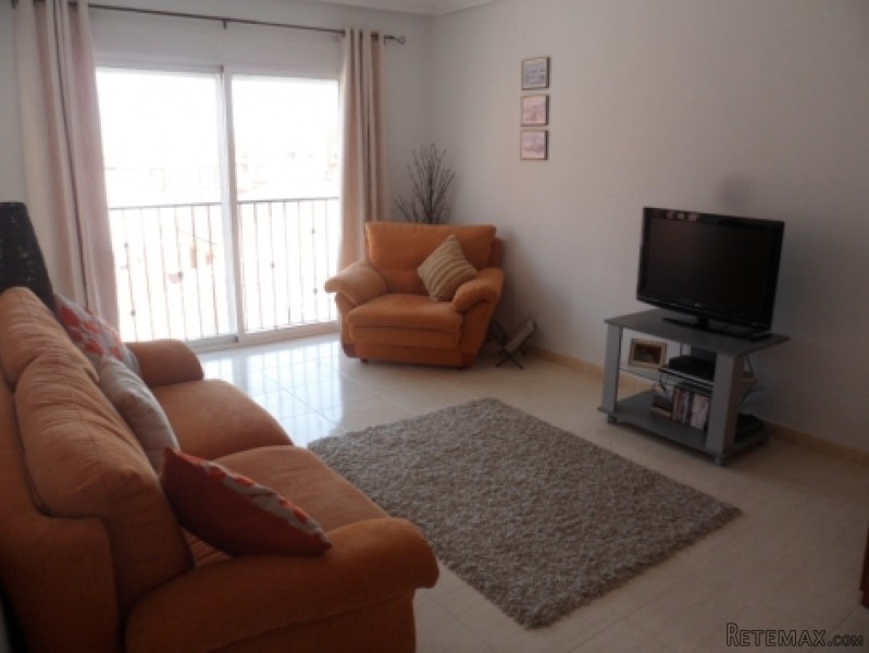 2 bedroom, 1 bathroom Apartment