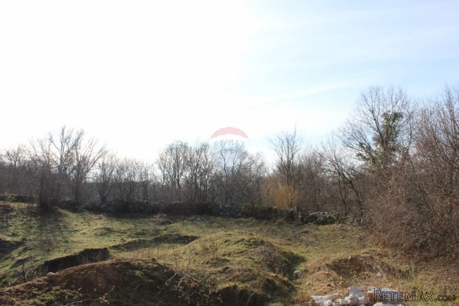 GROBNIK - građevinski teren 3504 m2 - 6