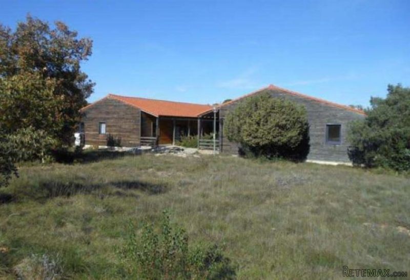 6 Bedroom House For Sale