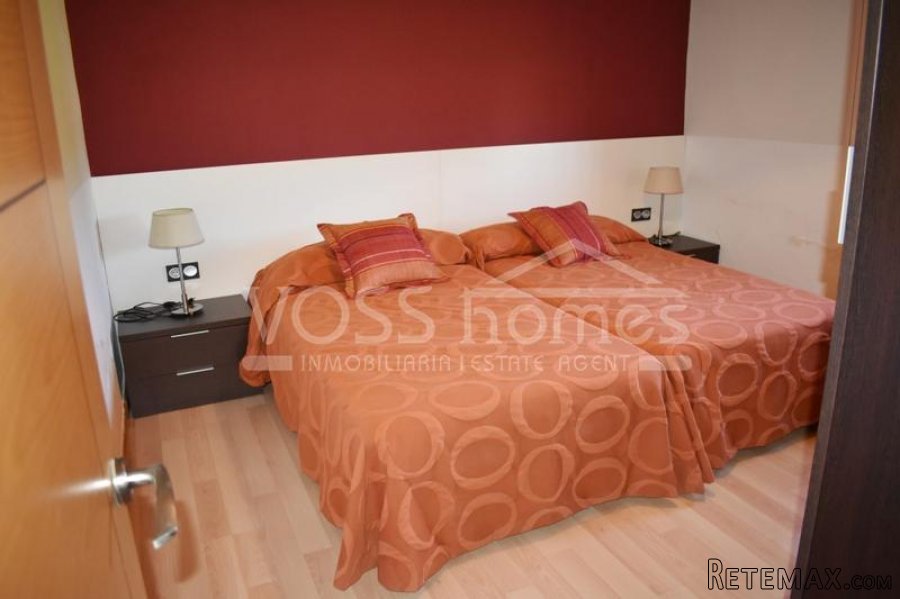 A traditional 2 bedroom (could be 4 or 5), 2.5 bathroom.. - 17