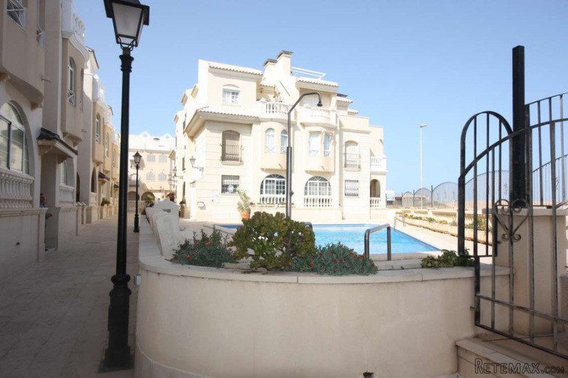 2 Bedrooms - Apartment - Alicante - For..