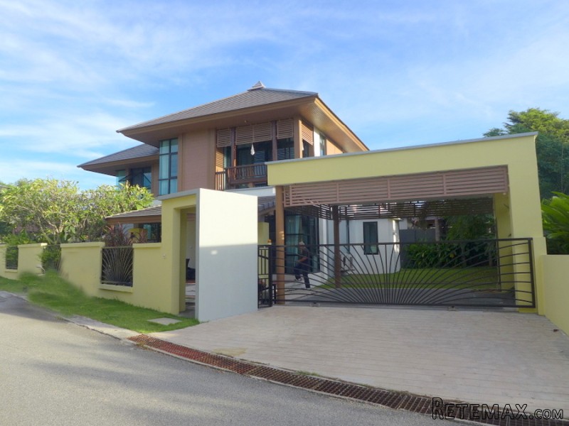 Horseshoe Point: 4 bedroom villa in..