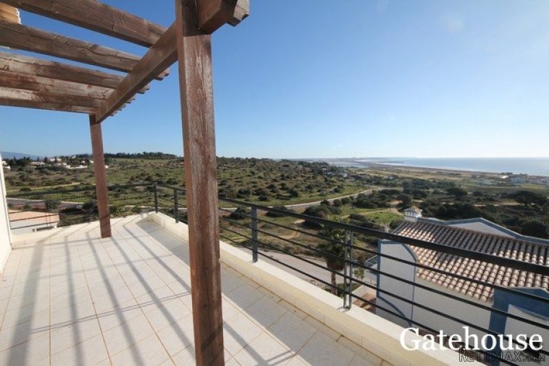5 Bed Penthouse In Odiaxere For Sale..