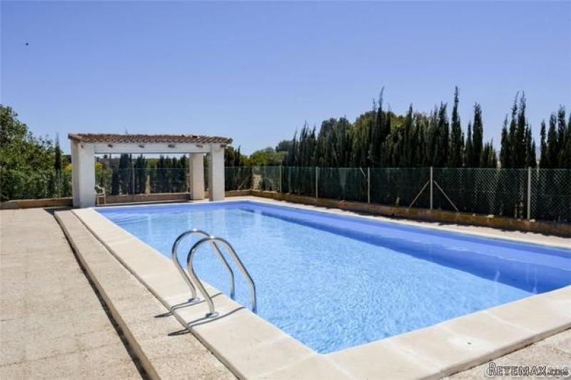 9 bedroom detached house for sale
