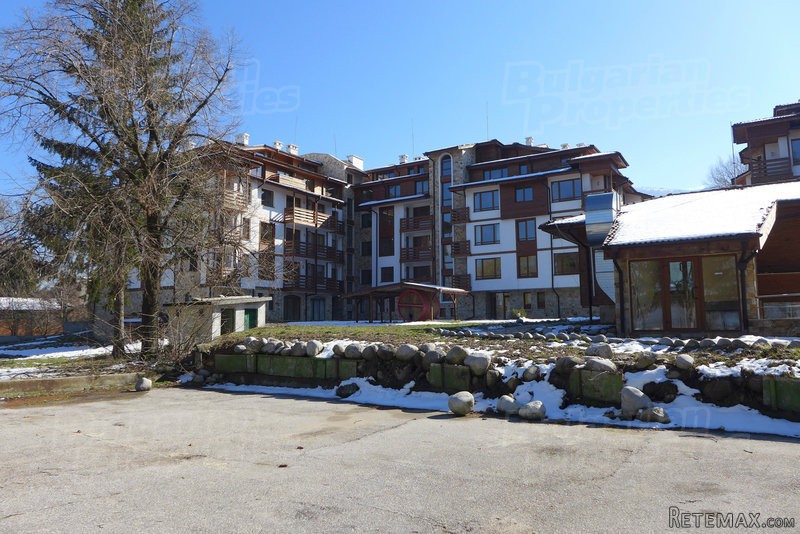 Furnished Studio With Quiet Location..