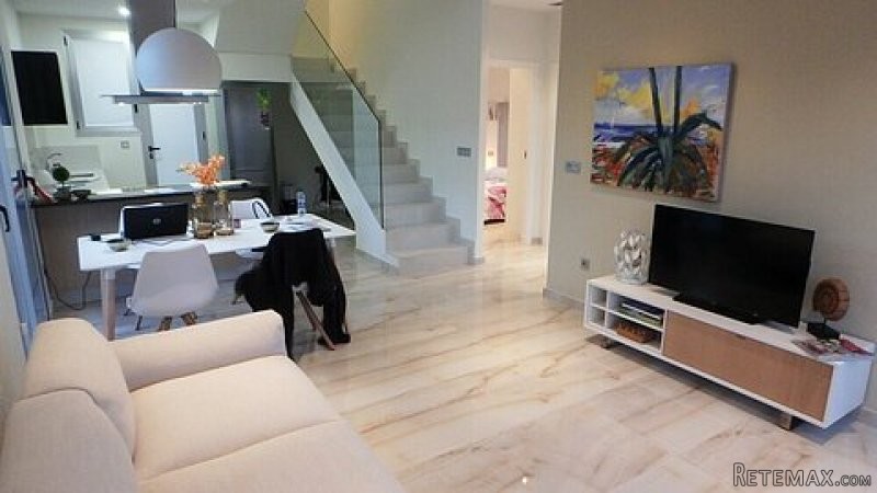 * STYLISH AND MODERN DETACHED VILLAS.. - 2