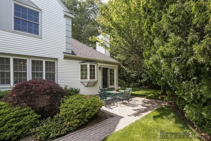3 bedroom House For Sale: 74 Brook.. - 2